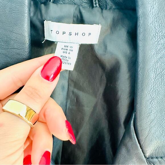 TOPSHOP Black Faux Vegan Leather Offset Side Zip Classic Moto Biker Jacket 4 - Picture 5 of 15